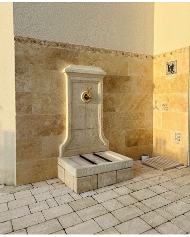 Fontaine de Jardin en Pierre Toscane