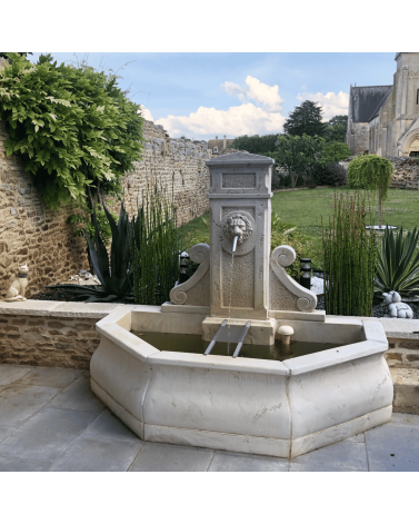 Fontaine de Jardin en Pierre Fontainebleau