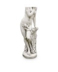 Statue de Jardin en Pierre Femme Assise sur un Arbre